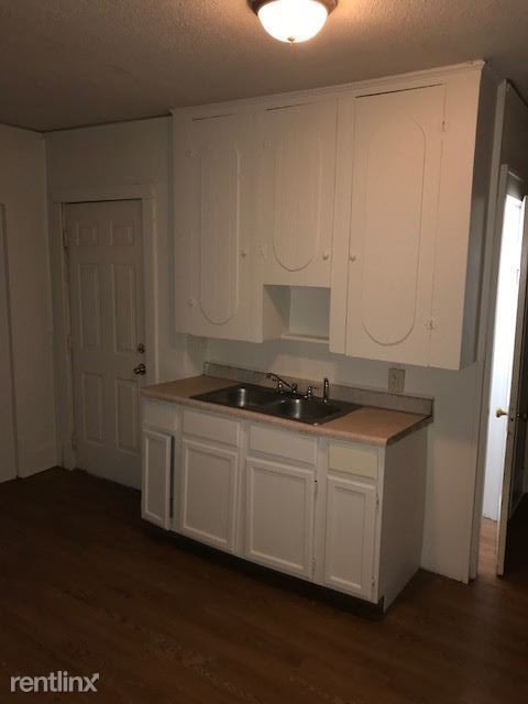 Building Photo - 463 Catawba Ave