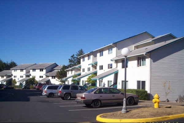 Primary Photo - The Ridge Apartments