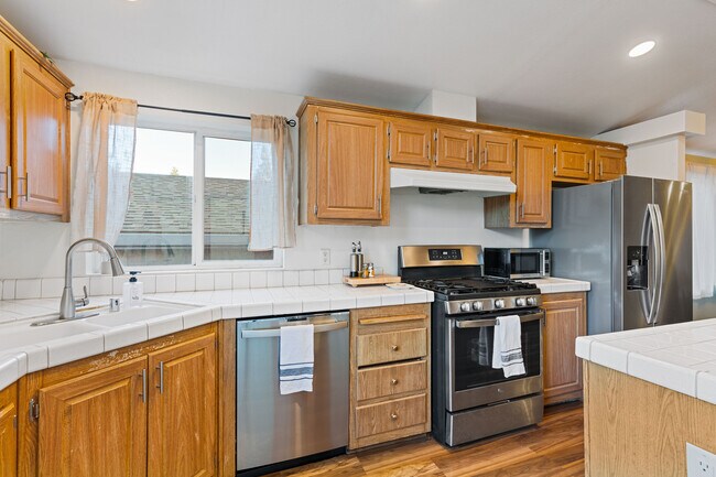 Foto del edificio - 115 Mink Creek Dr