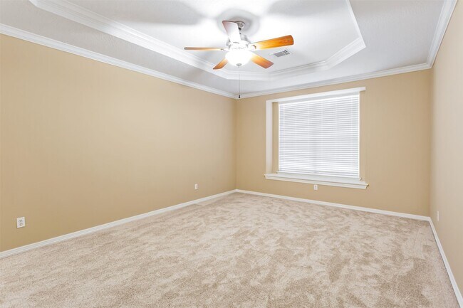 Building Photo - 18714 Aquatic Dr