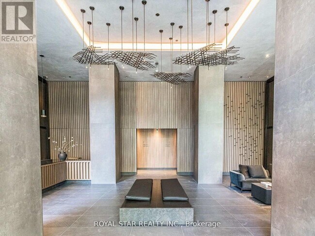 Photo du bâtiment - 55 Charles St E