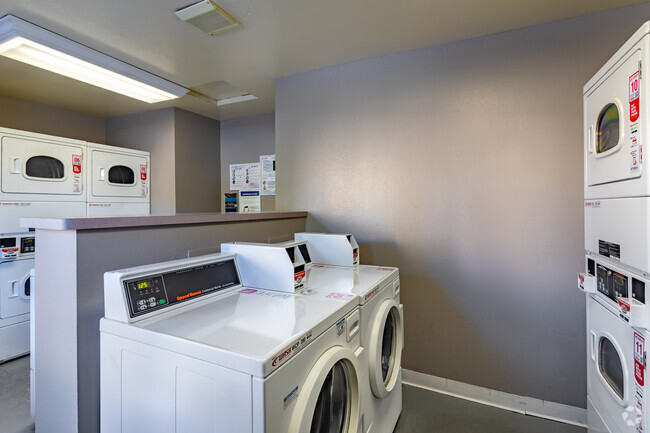 Laundry Room - Acacia Apartments