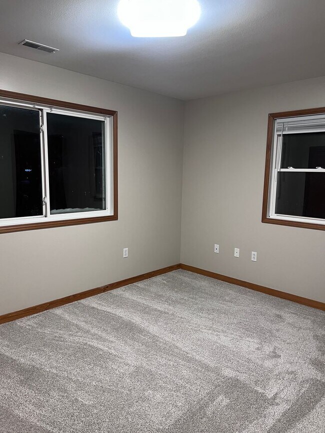 Foto del edificio - Well-maintained 2-bedroom, 1-bath house in a great location