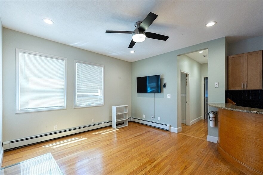 Photo - 77 Easton Street Unit 1