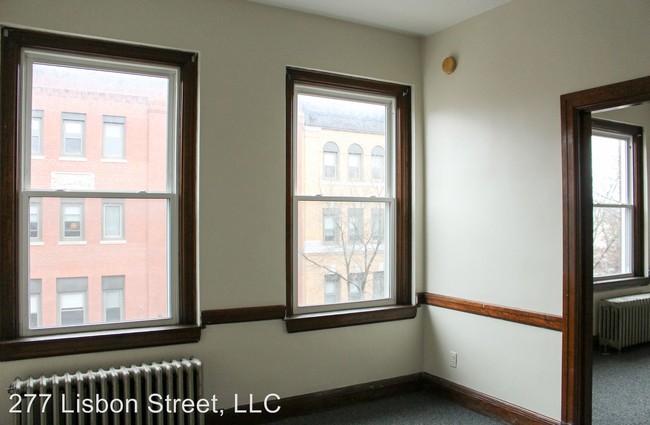 Building Photo - 277 Lisbon St