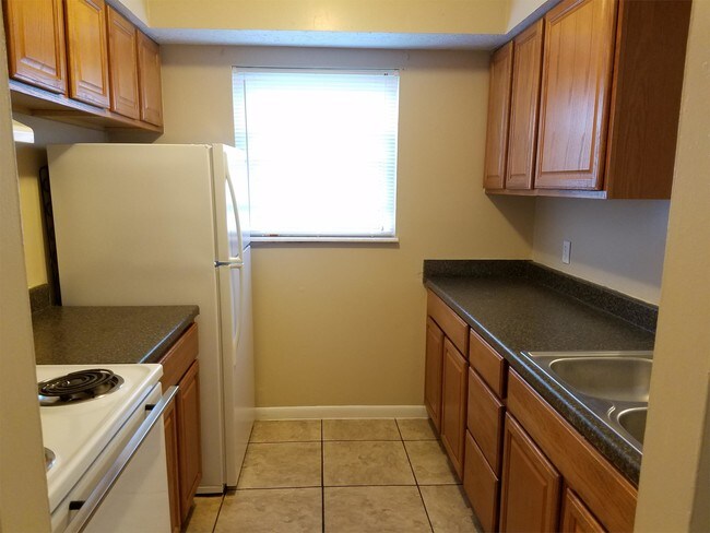 Foto del edificio - 950 Dubois Rd