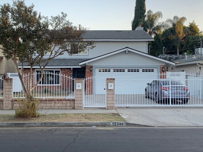 Vista de la calle - 15344 Leadwell St