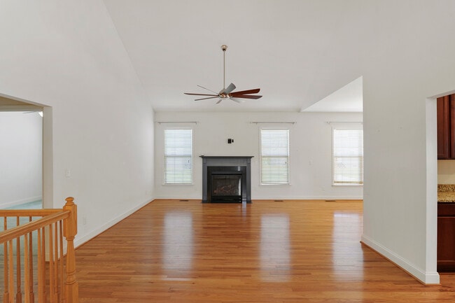 Building Photo - 609 Olde Field Dr