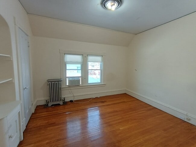 Building Photo - 292 Wilder St