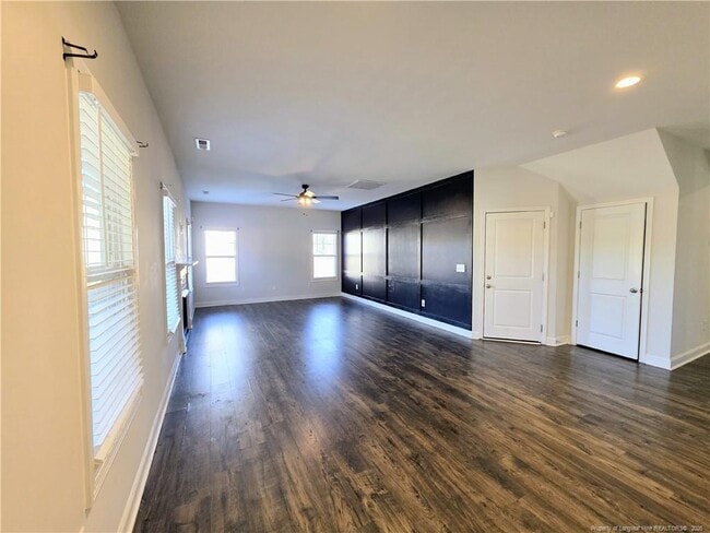 Foto del edificio - 7850 Rufus Johnson Rd