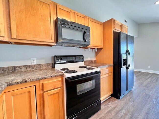 Foto del edificio - 2 Bedroom Apartment in Surf City