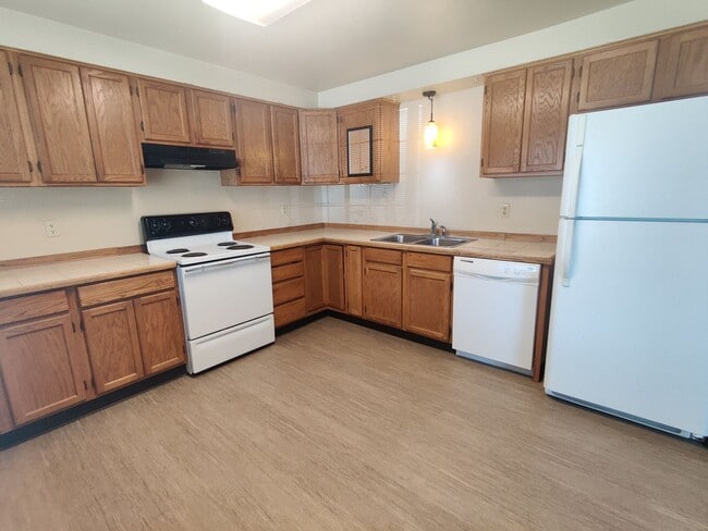 Foto del edificio - Central Kennewick Duplex for Rent