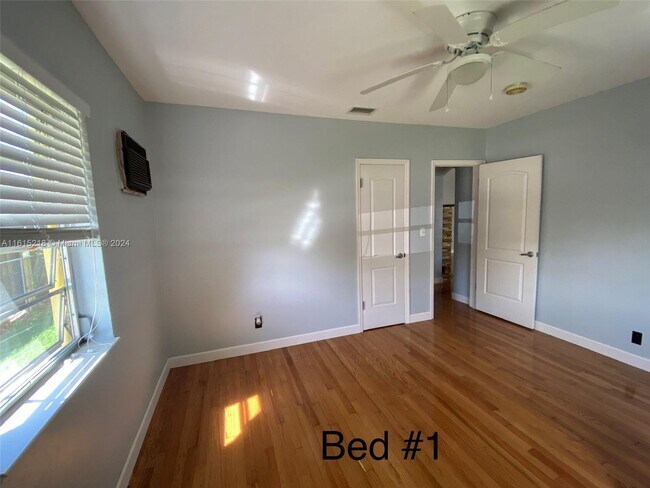 Building Photo - 432 Palmetto Dr