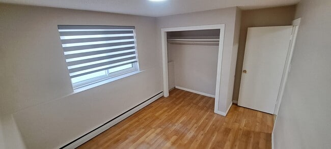 Building Photo - 10734-108 108 St NW