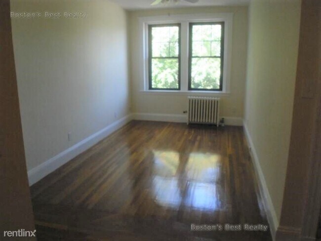 Foto del edificio - 183 Chestnut Hill Ave