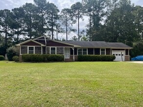 Building Photo - 2903 Hodges Rd
