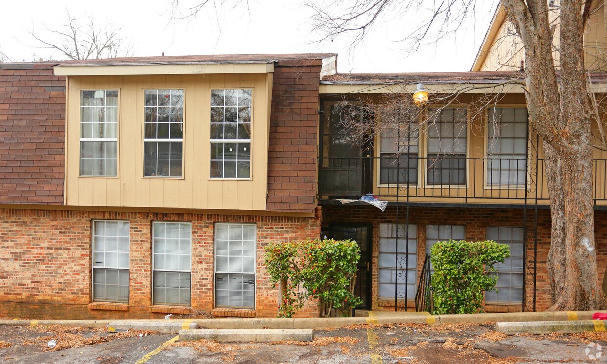 Primary Photo - TaraV Apartments