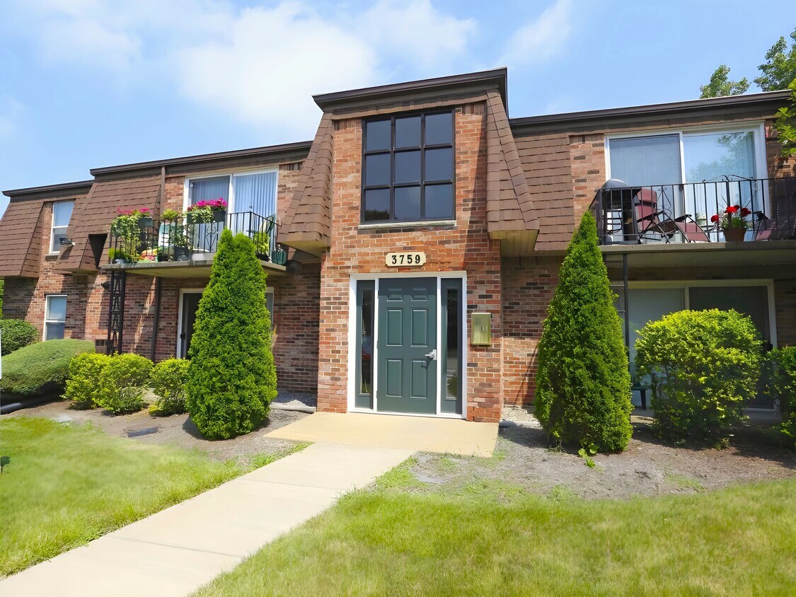 Regency Court Apartments Apartments in Orchard Park, NY
