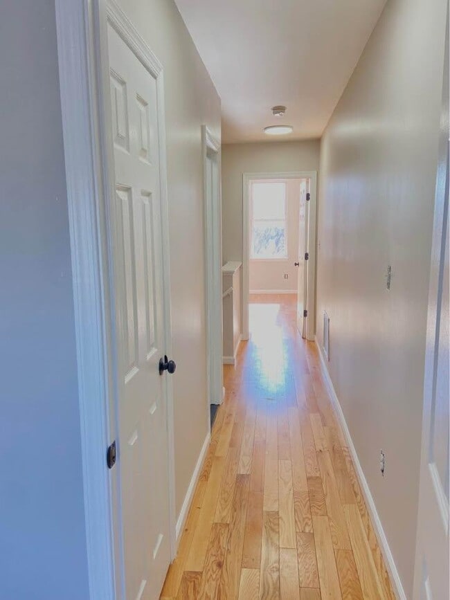 Foto del edificio - 2512 E Fayette St