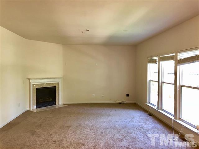 Building Photo - 3043 Kilarney Ridge Loop