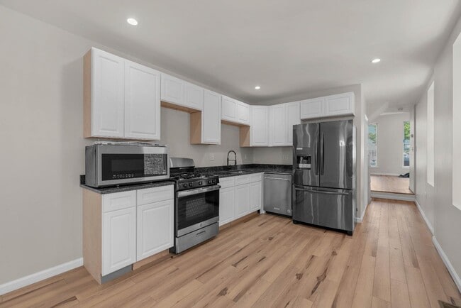 Photo - 111 N Patterson Park Ave Townhome