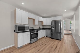 Building Photo - 111 N Patterson Park Ave