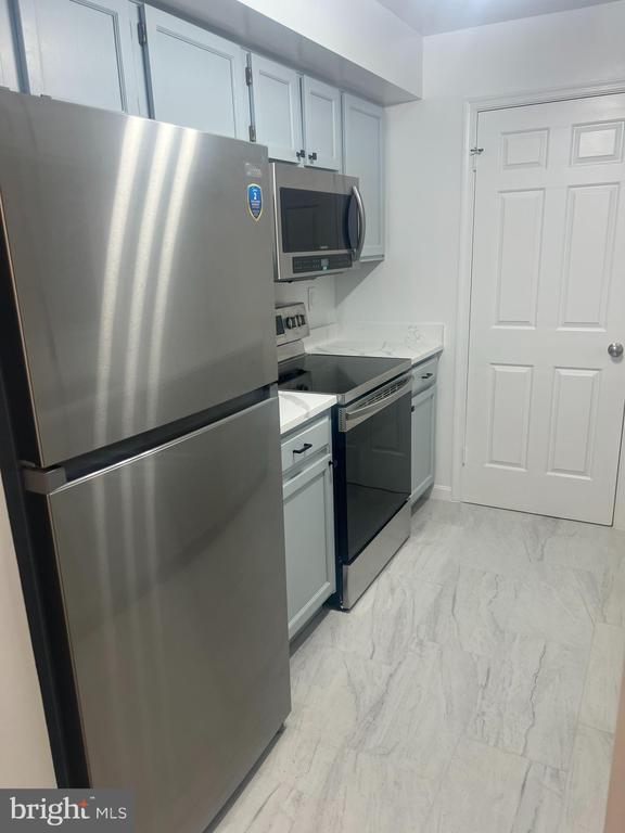 Foto del edificio - 5700 Shadwell Ct