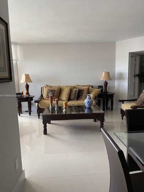 Building Photo - 21055 Yacht Club Dr