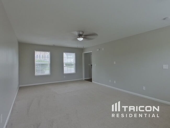 Foto del edificio - 6937 Wandering Creek Dr