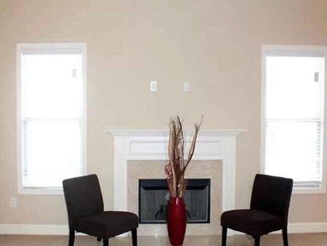 Foto del edificio - 6811 Overview Ln