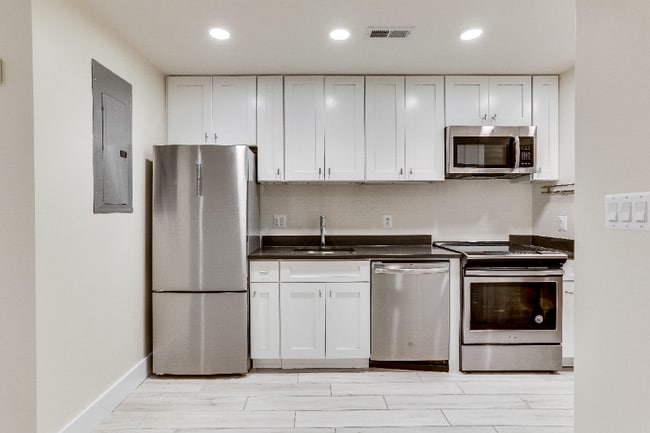 Foto del edificio - 2919 11th St NW