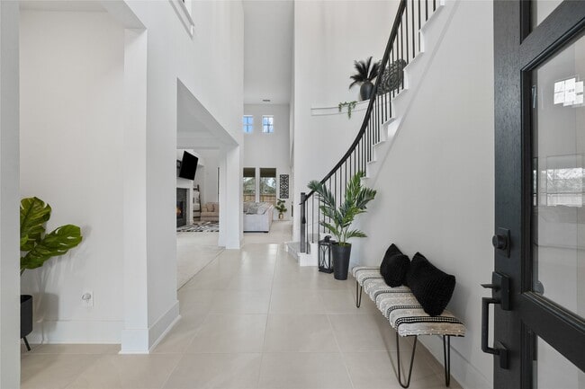 Building Photo - 23685 Silver Palm Trl