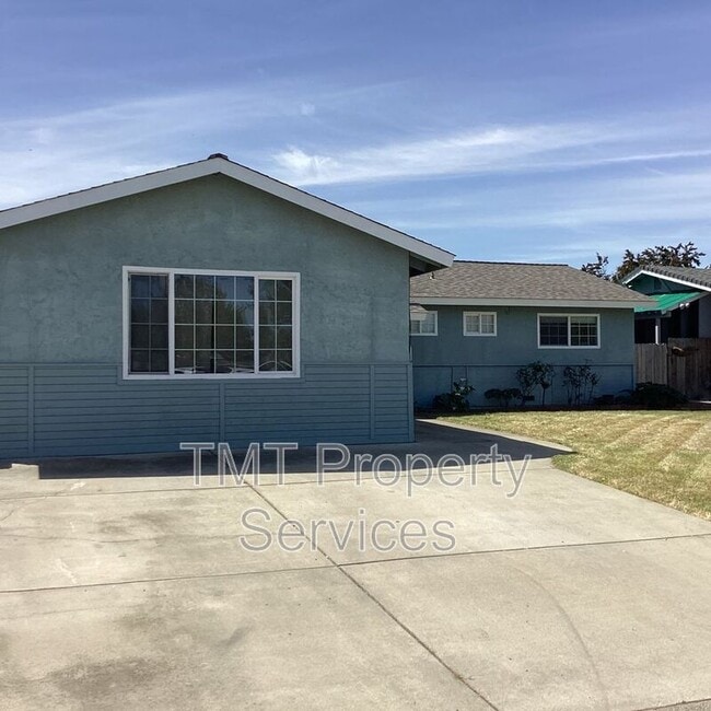 Foto del edificio - 8724 Halverson Dr
