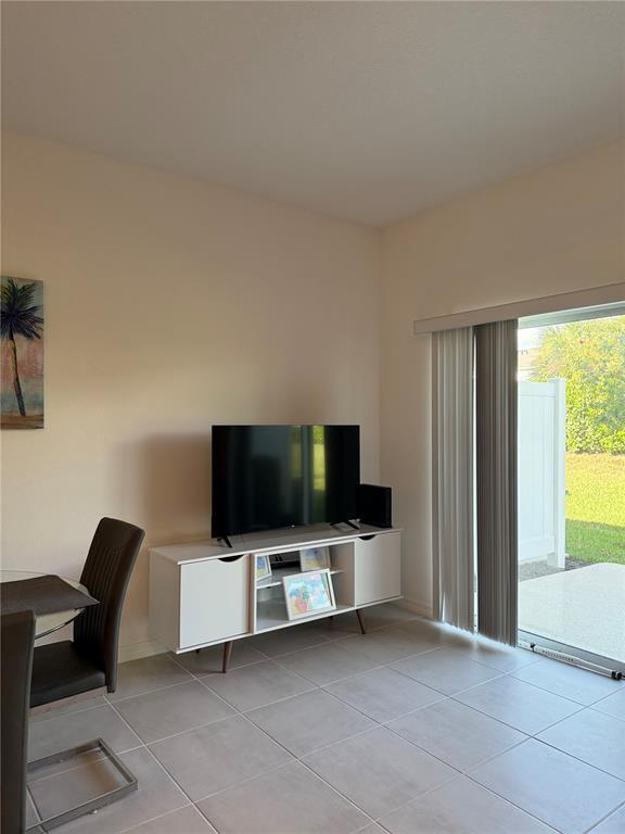 Foto del edificio - 8528 Lunar Skye St