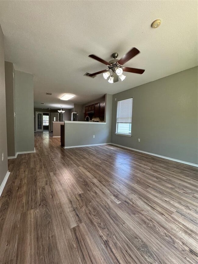 Building Photo - 7201 Cayenne Ln