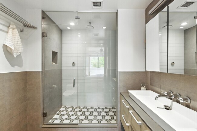 Foto del edificio - 152 Withers St