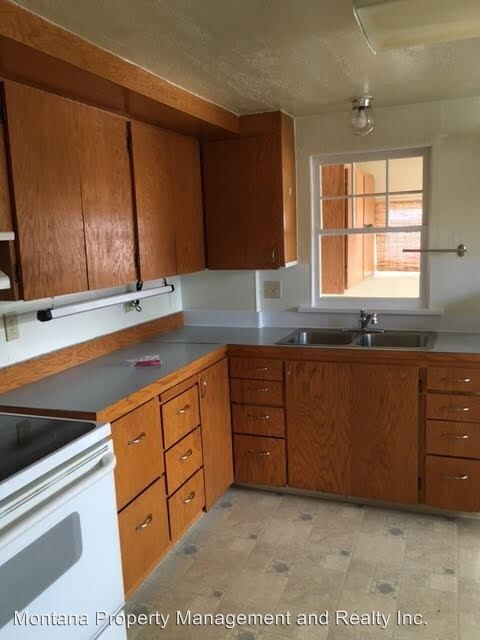 Building Photo - 3 br, 2 bath House - 224 Marcus St.