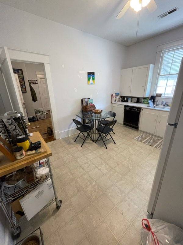 Cocina - 207 S Summit St