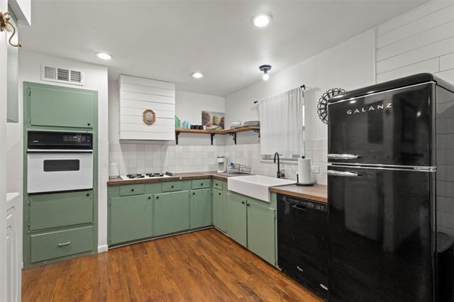 Foto del edificio - 3304 Crest Ridge Dr