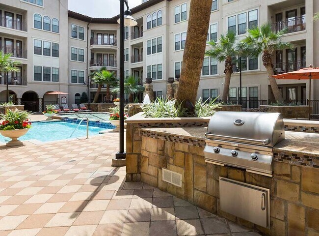 Foto del edificio - You absolutely can have it all!, 2Br
