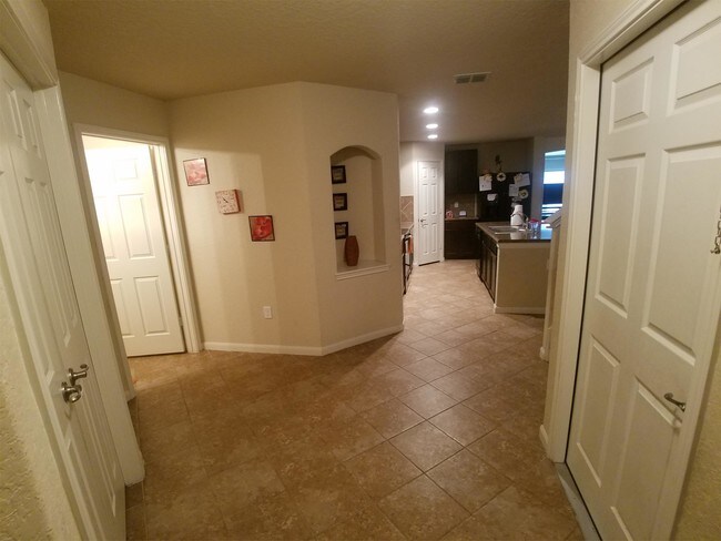 Foto del edificio - 5822 Cielo Ranch