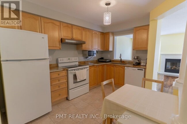 Building Photo - 2151 Forest Gate Park