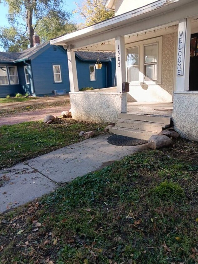 Foto principal - Cozy 3 bedroom next to Avera Hospital in C...