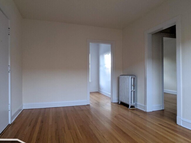 Building Photo - 2651 N Spaulding Ave