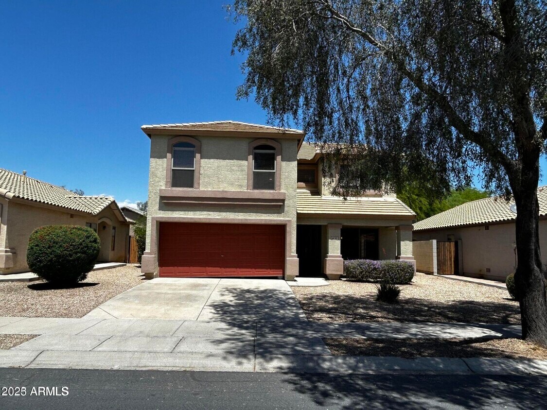 Primary Photo - 16712 W Belleview St