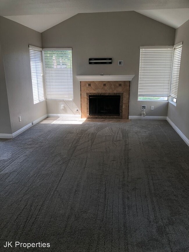 Building Photo - 4 br, 2.5 bath House - 10328 New Bedford Ct.