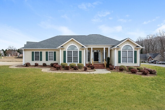 Building Photo - 2 Capstone Ct