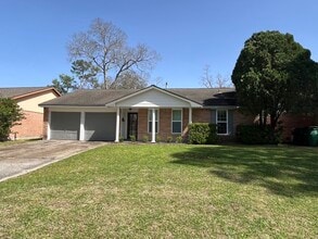 Building Photo - 11515 Hillcroft St