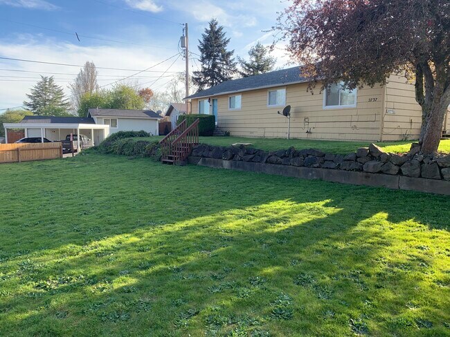 Photo - 2737 Hefner Ave House