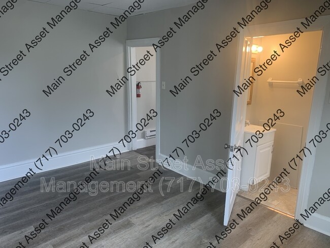 Building Photo - 1414 3rd St